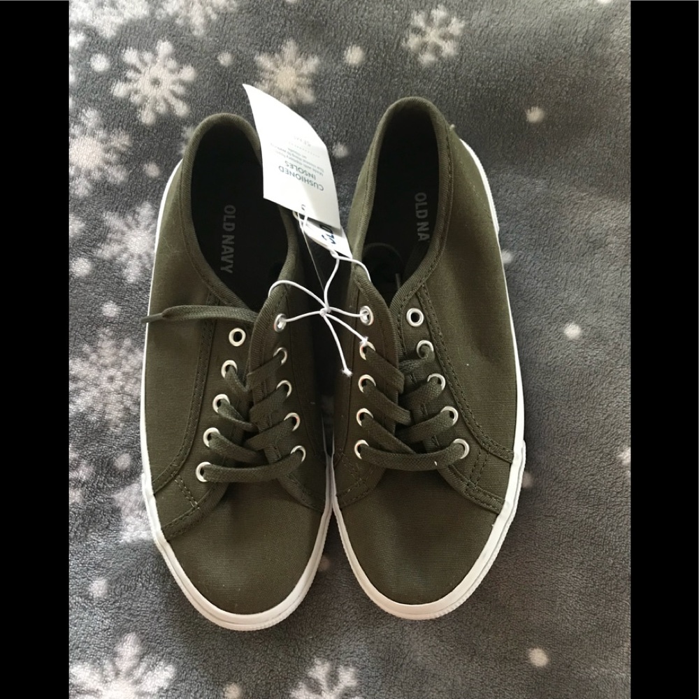 Old Navy army green sneakers NWT